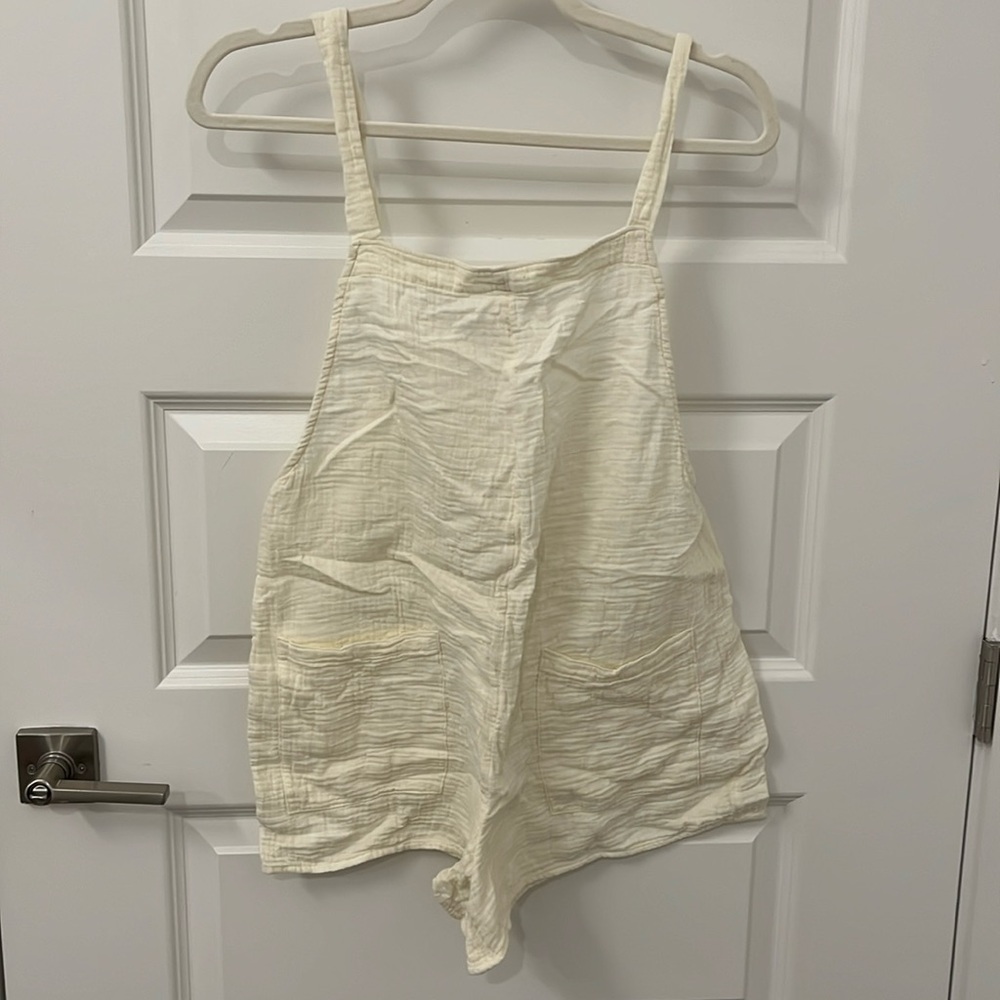 Cover up size medium